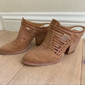 Dolce Vita Half Boots - 9